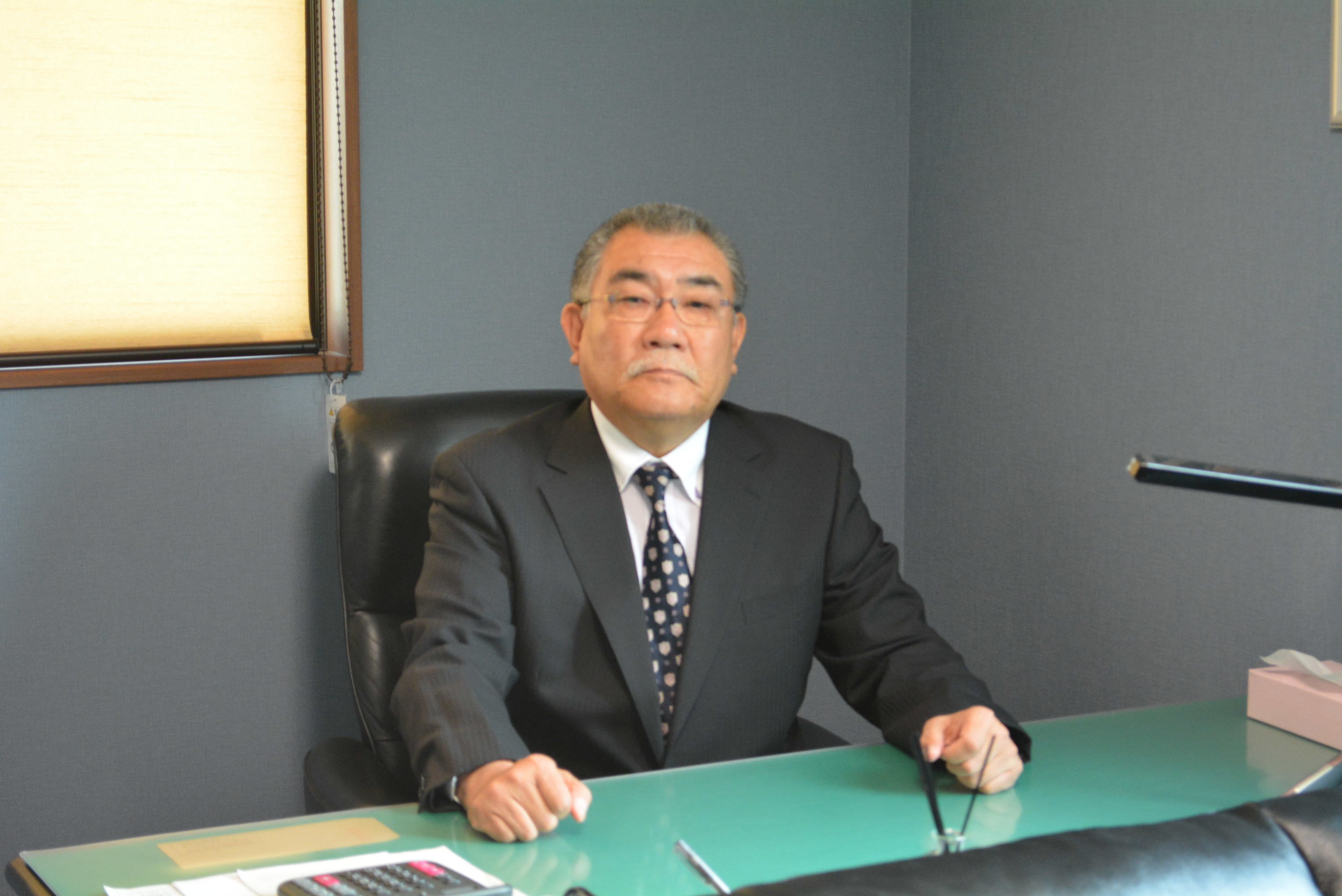 たこ焼を焼く代表取締役